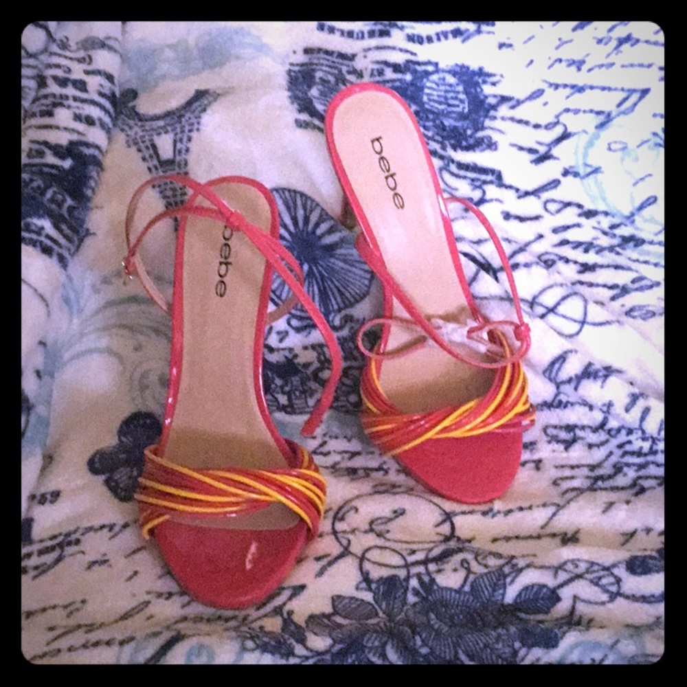 Ankle strap sandals
